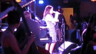 Nikki Yanofsky - Old MacDonald had a farm