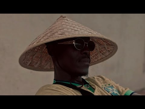 Elheffe Jakom  and 2 more