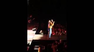 Thomas Rhett &amp; Danielle Bradbery "Playing with Fire" 10/31/15