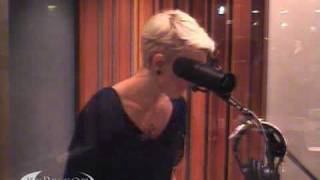 Groove Armada performing "Warsaw" on KCRW