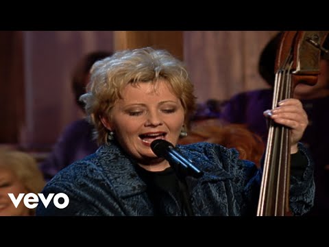 Bill & Gloria Gaither - Workin' On a Building [Live] ft. The Sullivans