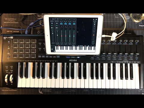 LayR-Multi Timbral Synthesizer - Let’s Explore & Play - Live iPad Demo