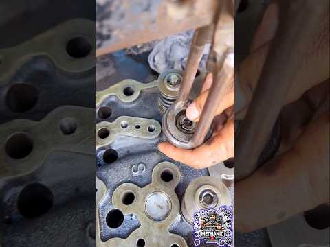Fastest & Easy Way to Fit Head Valve Locks #mechanic #engine #shorts #skills #truckrepair #how #yt