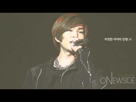 [fancam] 101128 Onew and his fat short hair MCing at GS25 Love concert