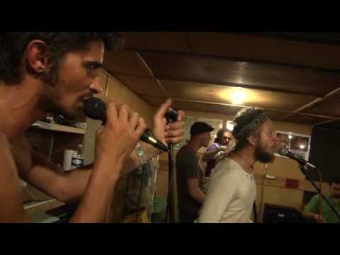 Los Callejeros & Terrakota - Africando