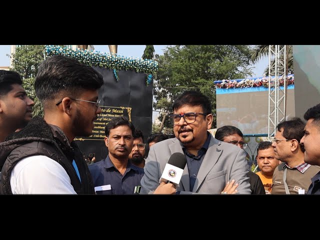 কলকাতায় ৭০ ফুটের মেসির মূর্তি সম্পর্কে কী বললেন সুজিত বসু?
