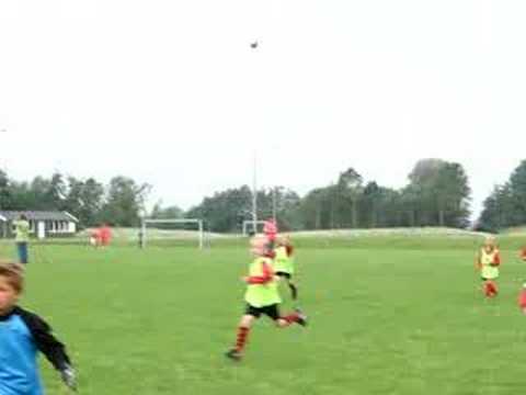 Timo Hooijer (7) scoort 6-0