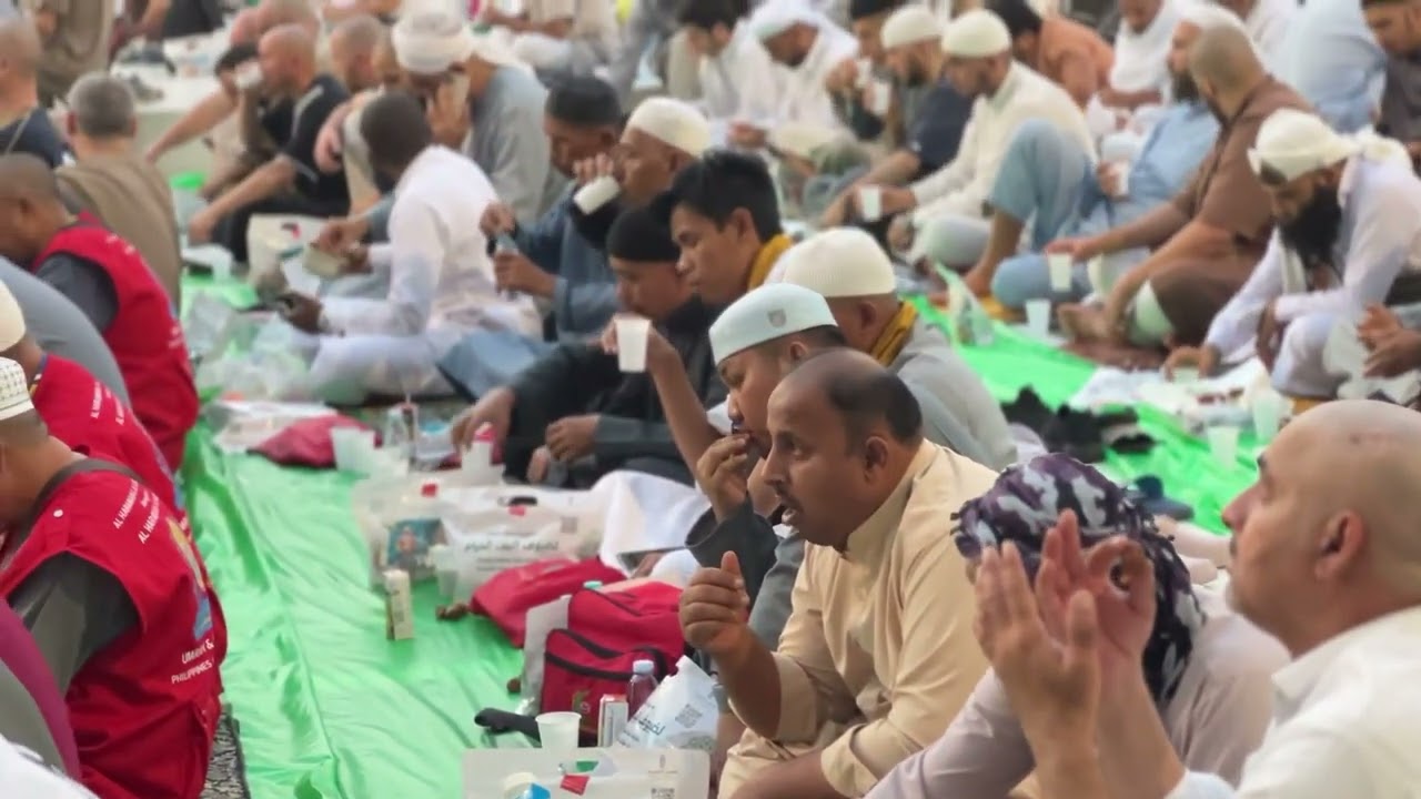 عطاؤكم وصل ساحات المسجد الحرام🕋