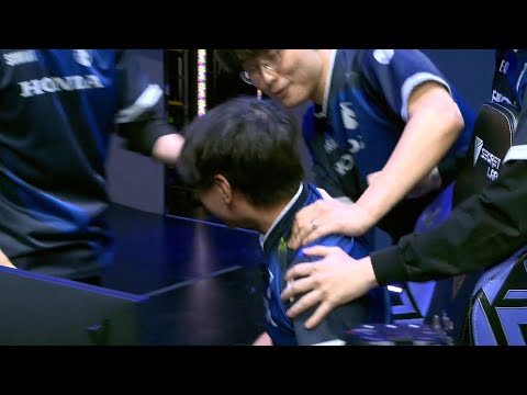 Pyosik Gets HYPED UP By CoreJJ After He Carries Them To Victory!!
