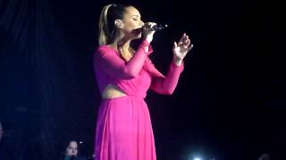Leona  Lewis - Glassheart Tour - Locked Out Of Heaven (Bruno Mars Cover) | Hamburg CCH