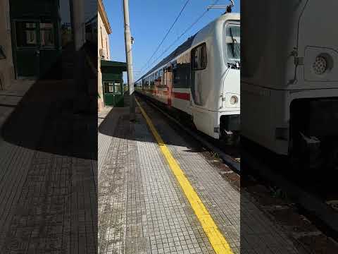 #treni #trains #intercity  728 Palermo C.le - Roma Termini in transito a S. Giorgio con strombazzata