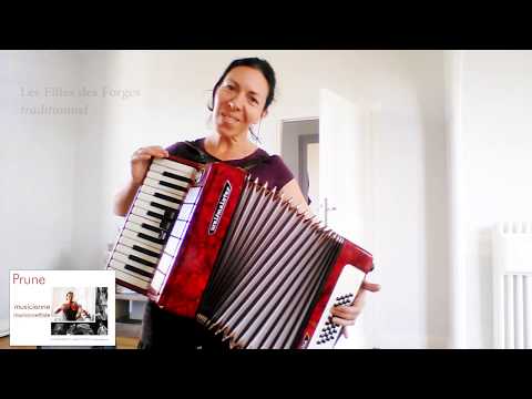 Les filles des forges