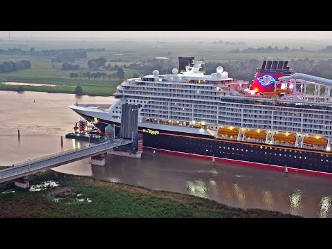 Thumbnail for NEW CRUISE SHIP "DISNEY TREASURE" ON RIVER EMS GOING TO OCEAN - 4K SHIPSPOTTING SEPTEMBER 2024