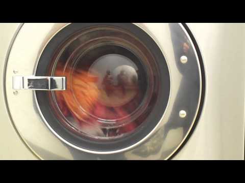 36-One minute of videoart every day - Aux yeux de la lessive