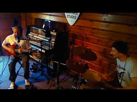 Chasbo Zelena - I don't like you (Drums by Scooby)