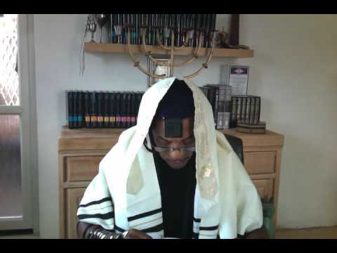 YOTZER OHR TO BE RECITED BEFORE THE TEN COMMANDMENTS