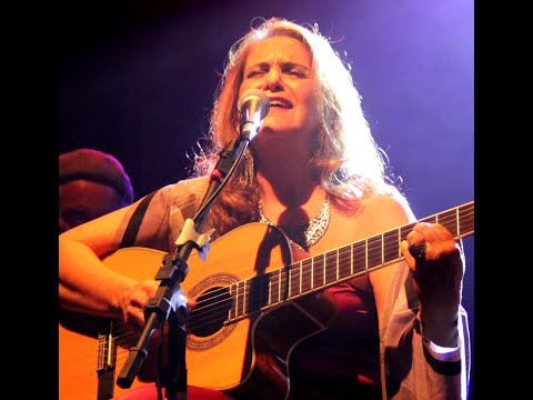 Grupo Púrpura - Beija-Flores (Rita Tavarez)