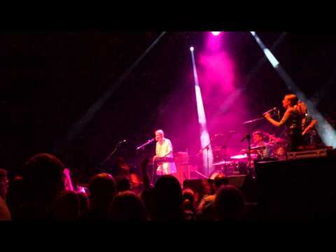 Sister Wood - rozgrzała atmosferę przed koncertem Selah Sue