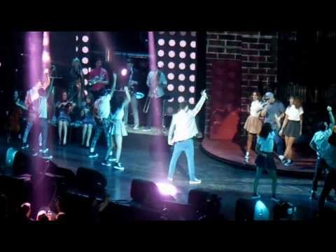 Smiley feat. Dorian - Can I get... (Live la Sala Palatului 1 martie 2014)