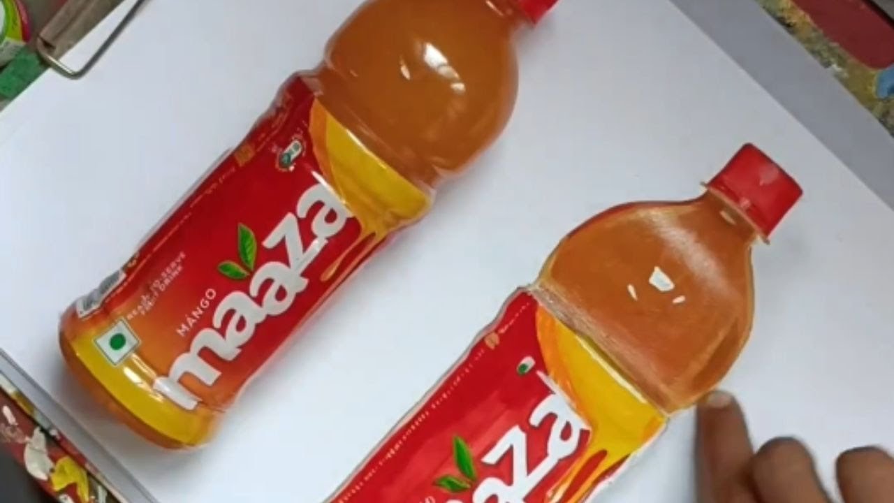 Artist flexes his stunning drawing skills with a HYPERREALISTIC depiction of a juice bottle