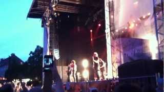 Magnus Uggla - Dansar aldrig nykter