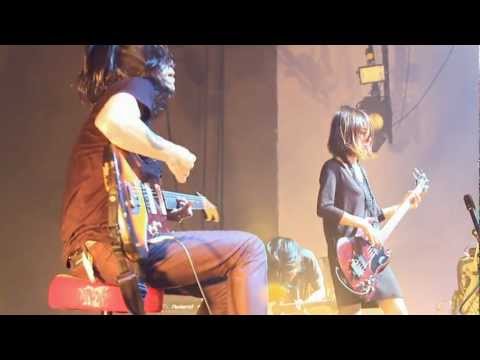 ������ ������ ���������������� Live Th�� Mono