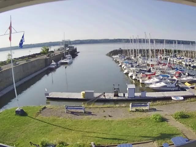 Live webcam view of Puerto del Club Náutico, Isla de Orleans
