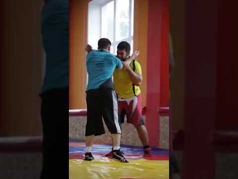 Тренер по вольной борьбе VS тренер по BJJ