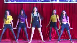 Swag Girls Dance Performance By Vikas School In An