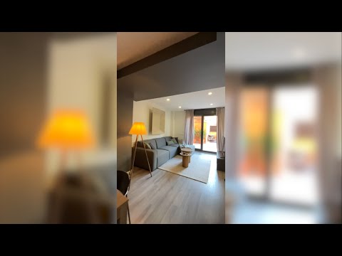 Tortosa, 3-bedroom apartment with terrace in Les Corts, Barcelona