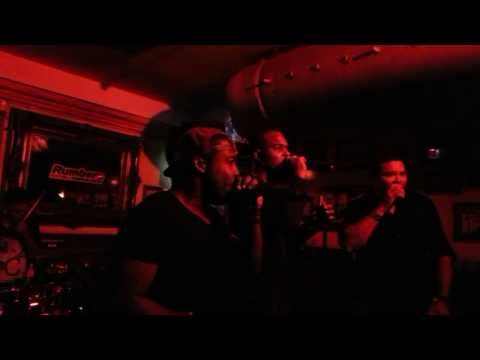 Awo mi mes a mire by Loading Band & Ivanhoe