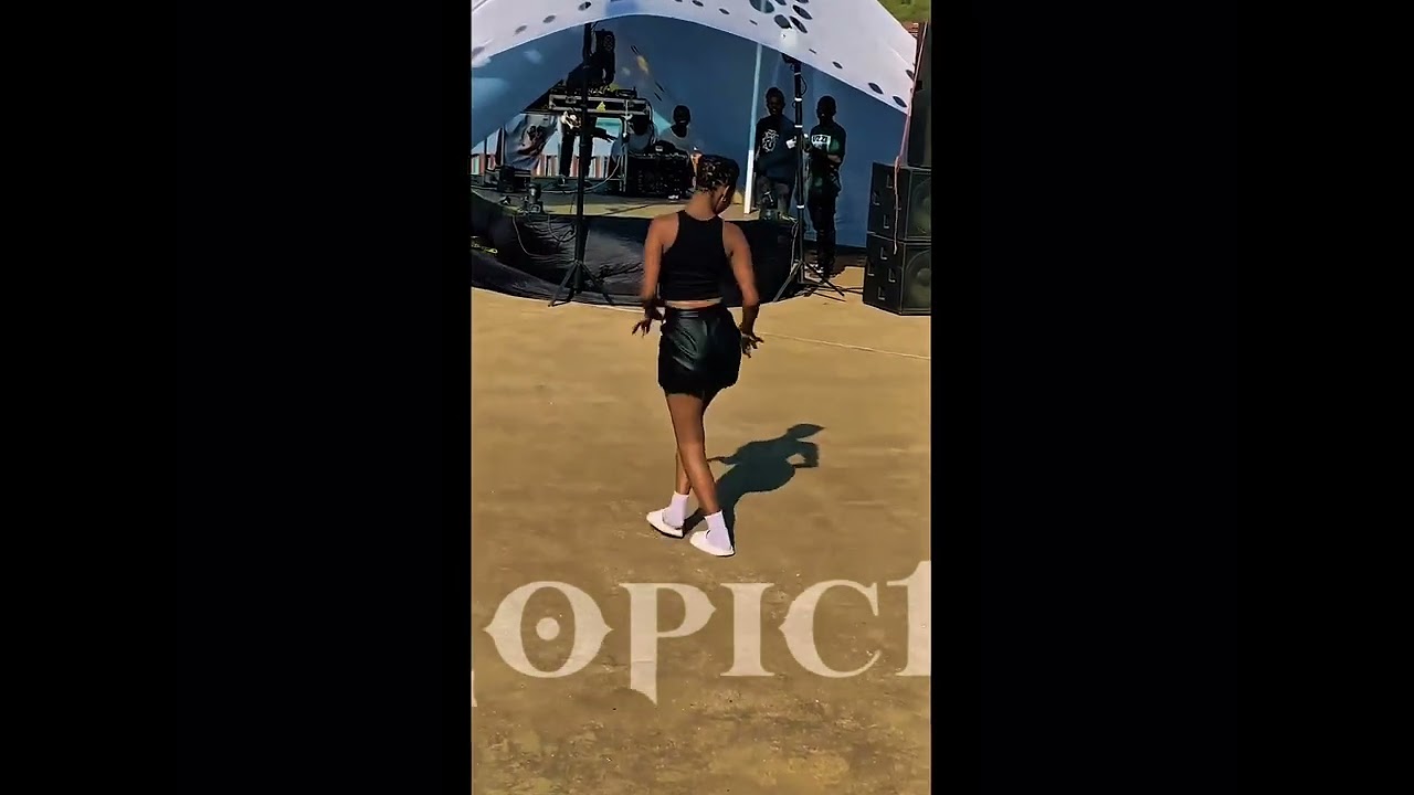 Best Amapiano Dance Moves 🕺🏾💃🏾 | Step-by-Step Choreography”