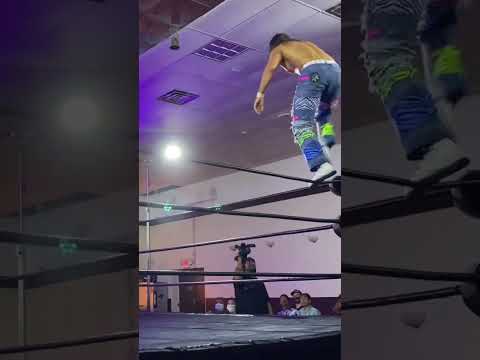 Anthony Greene with the moves #wrestling #shorts