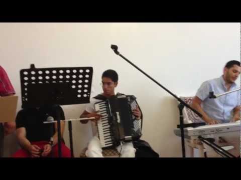 Fratele Ilie din München impreuna cu Frati din Augsburg lauda pe Domnu