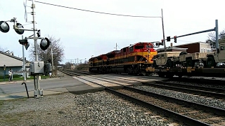 preview picture of video '[HD] CSX W845 Military Train Eastbound - Fairport NY'