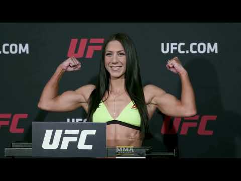 Jennifer Aniston UFC