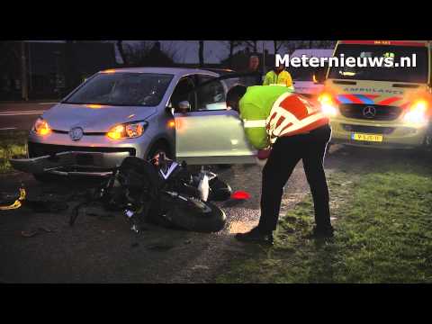 Gewonde bromfietser na aanrijding met auto