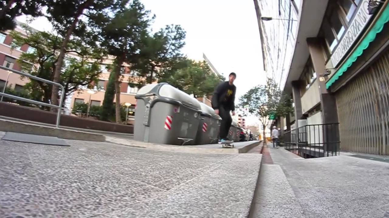 Nectarina: Happy Birthday Pegatas! (Miguel Castro)