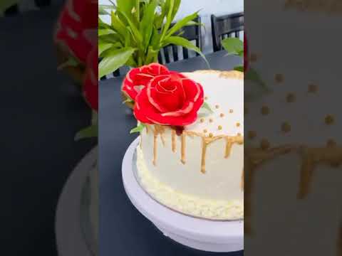 Customized white Chocolate Cake ❤️