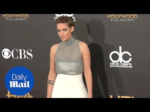 download lagu mp3 mp4 Kristen Stewart Robert Pattinson Daily Mail, download lagu Kristen Stewart Robert Pattinson Daily Mail gratis, unduh video klip Kristen Stewart Robert Pattinson Daily Mail