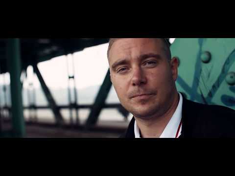 Jacek Pół - Żyję jak lubię (Oficjalny Teledysk) [4k]