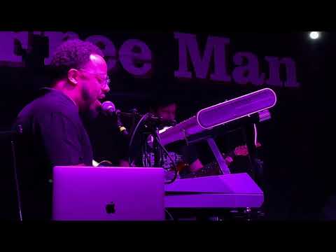 Daniel Jones with RC & The Gritz