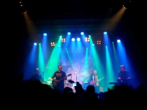 Juliet Jonesin Sydän: Kantri