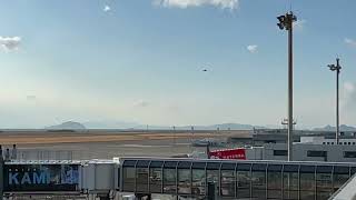 令和7年2月5日松山空港に米軍のF35ステルス戦闘機2機緊急着陸🛬燃料入れて飛び立ったわ。