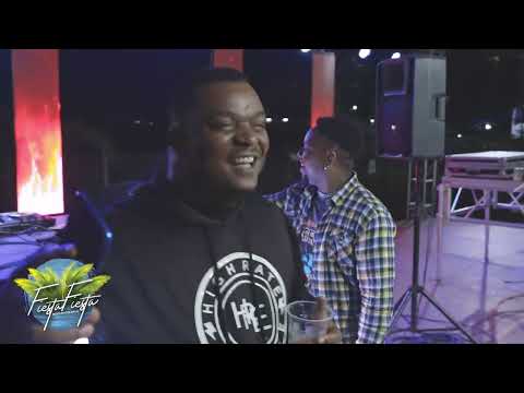 DJ FUJEE ANND MC TATS AT FIESTA