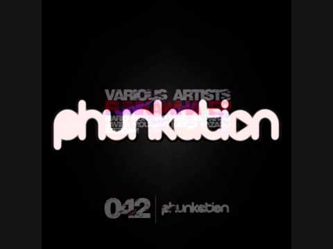 Sergio Pardo,Jordi Lazaro and Javier Murillo - Un paso a delante