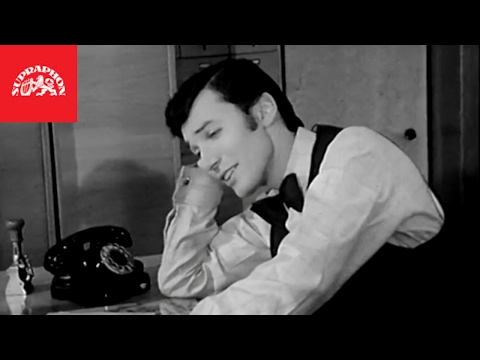Karel Gott - Mám tě rád víc než dřív (oficiální video)