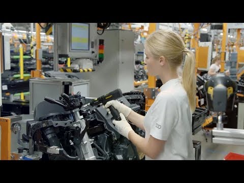 Audi Smart Factory: Q2 and A5 RS5 Production