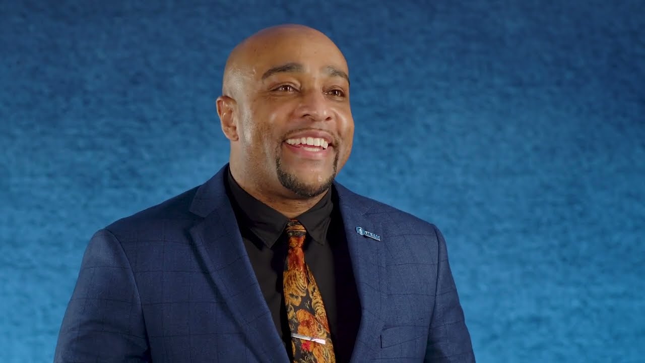 Dr. James McLaughlin, DBA │Maxwell Leadership Certified Team│John Maxwell Leadership Introduction