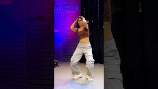 Download lagu Lucky Boy - Bachna Ae Haseeno | Ankit Roy Dance Choreography Ft. Ishika | The Euphoria Studio #trend mp3 Download lagu Lucky Boy - Bachna Ae Haseeno | Ankit Roy Dance Choreography Ft. Ishika | The Euphoria Studio #trend mp3